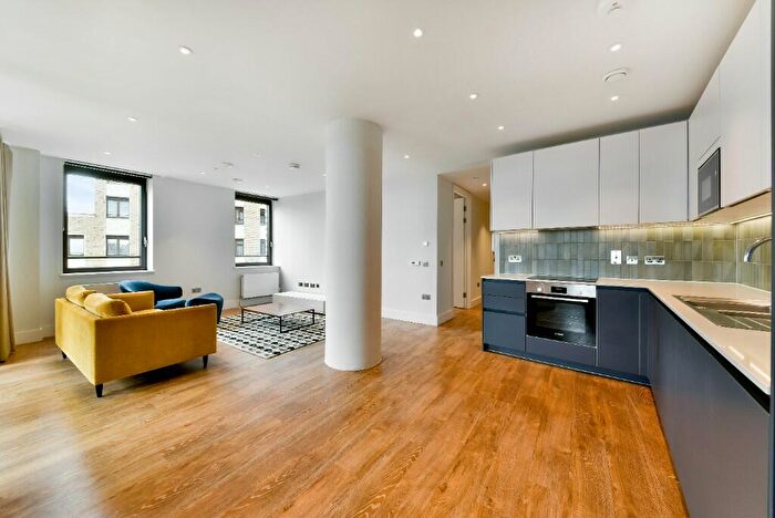 3 Bedroom Apartment To Rent In Uncle Wembley, Park Lane, London, WC2H