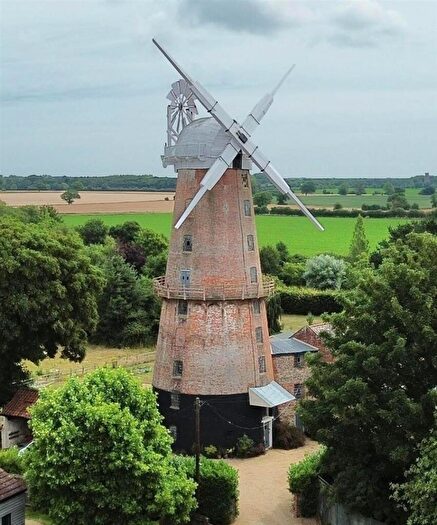 6 Bedroom Country House For Sale In Mill Road, Sutton, NR12