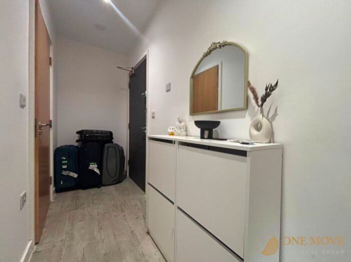 1 Bedroom Flat For Sale In Furness Quay, Northill Apartments, M50
