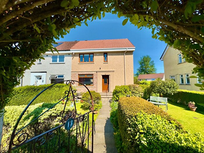 3 Bedroom Semi-Detached House For Sale In Dipple View, Kilbirnie, KA25