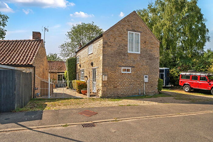 6 Bedroom Detached House For Sale In Swinstead Road, Corby Glen, Grantham, NG33