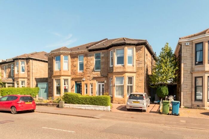 3 Bedroom Flat To Rent In Mount Annan Drive, Glasgow, Glasgow, G44