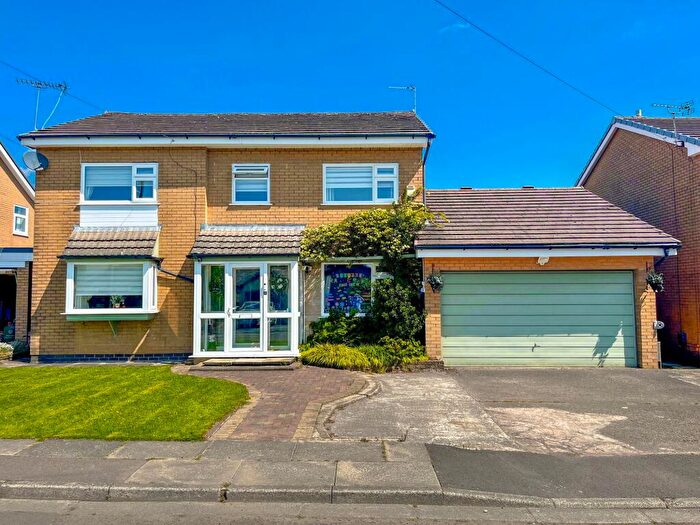 4 Bedroom Detached House For Sale In Sharples Drive, Walshaw, Bury, BL8