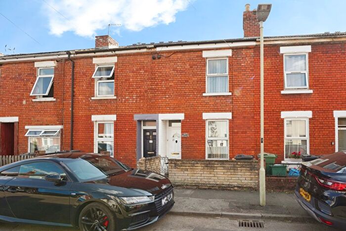 3 Bedroom Terraced House For Sale In Cecil Road, Gloucester, Gloucestershire, GL1
