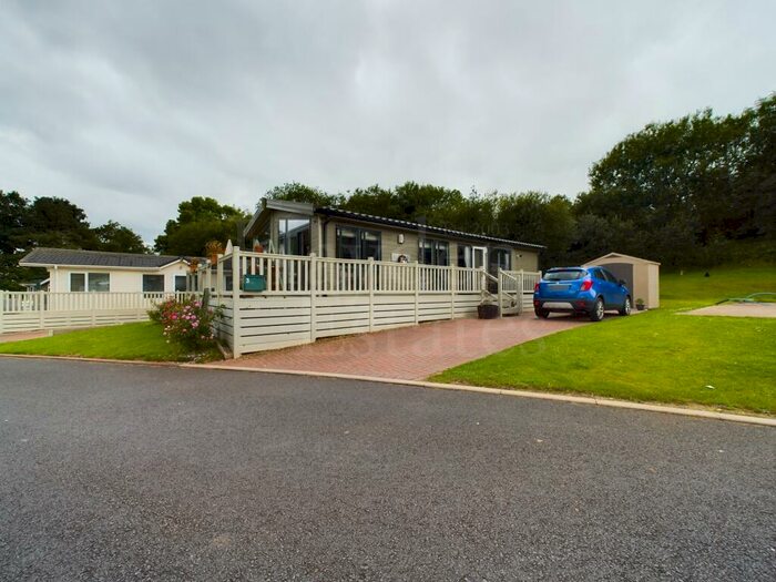 2 Bedroom Detached House For Sale In Cleobury Mortimer Golf Club Wyre Common Cleobury Mortimer Kidderminster, DY14