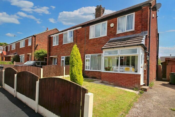 3 Bedroom Semi-Detached House To Rent In Ashdale Road, Hindley Green, Wigan, Lancashire, WN2