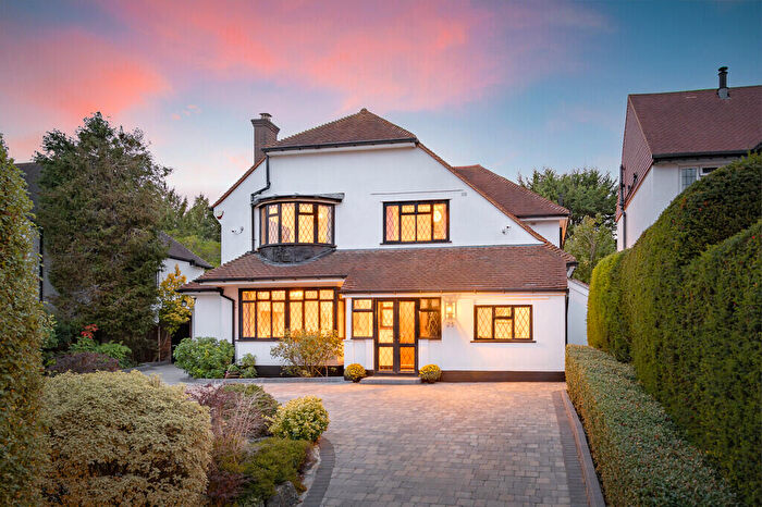 4 Bedroom Detached House For Sale In West Purley, Surrey, CR8