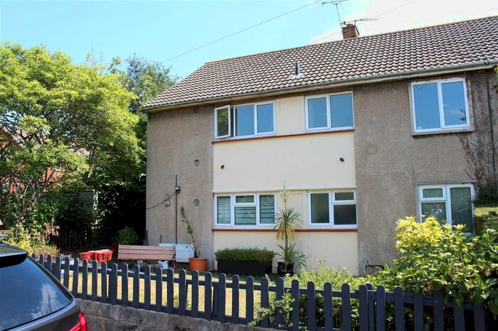 2 Bedroom Flat To Rent In Kimberley Close, Downend, Bristol, BS16