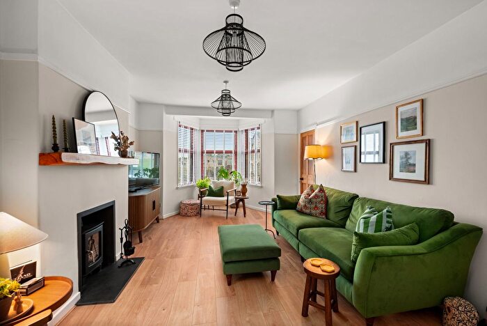 2 Bedroom Flat For Sale In Dalkeith Road, Dundee, DD4