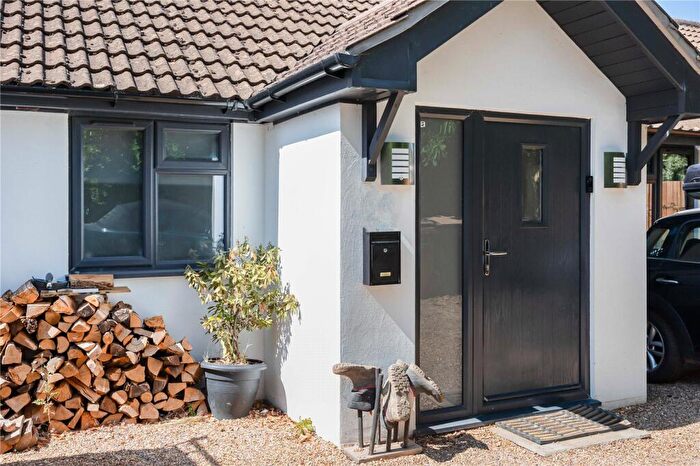 3 Bedroom Semi-Detached House For Sale In Greys Road, RG9