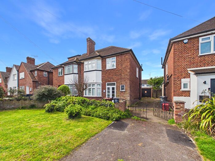 3 Bedroom Semi-detached House For Sale In Lebanon Avenue, Feltham, TW13