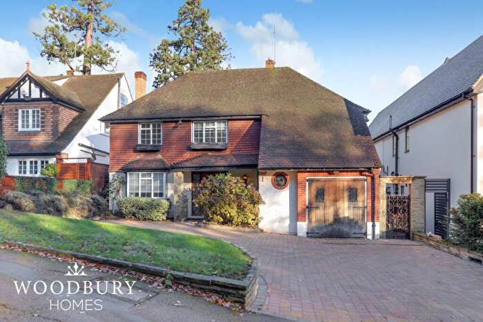 4 Bedroom Detached House For Sale In Warren Hill, Loughton, IG10
