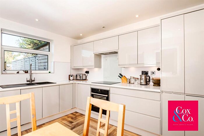 2 Bedroom House For Sale In Bampfield Street, Portslade, Brighton, BN41