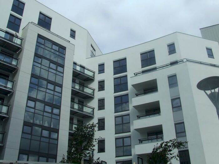 1 Bedroom Apartment To Rent In Gateway East, Marsh Lane. Leeds West Yorkshire, LS9