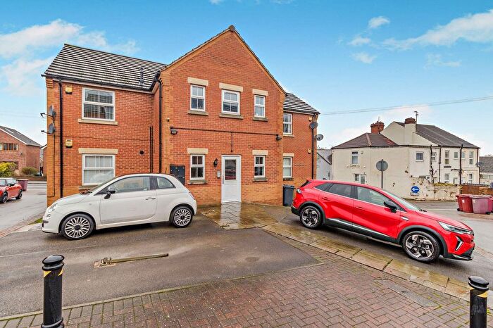 2 Bedroom Flat For Sale In Farriers Way, Killamarsh, Sheffield, S21