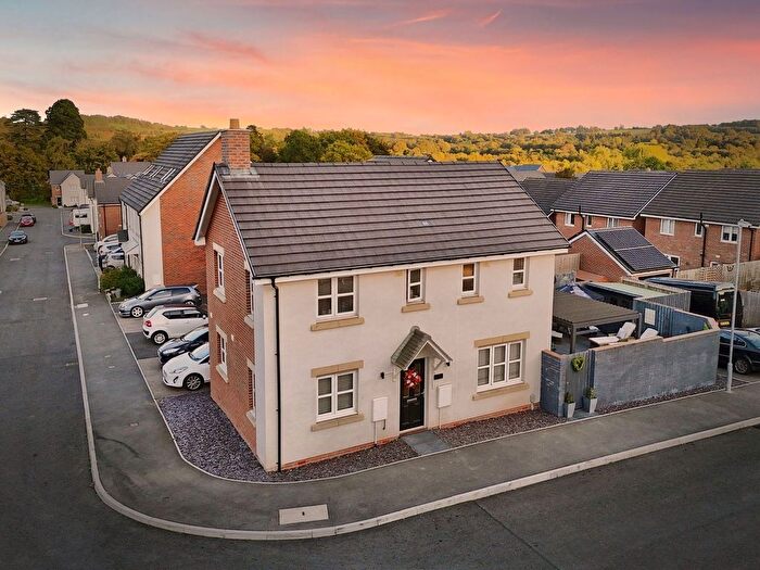 3 Bedroom Detached House For Sale In Bowcott Avenue, Abergavenny, NP7