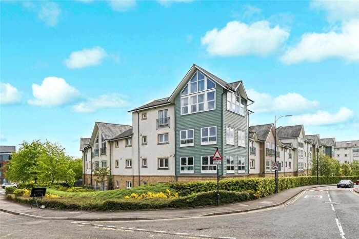 2 Bedroom Flat For Sale In Chandlers Court, Stirling, Stirlingshire, FK8