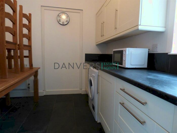 2 Bedroom Detached House To Rent In Westcotes Drive, Leicester, LE3