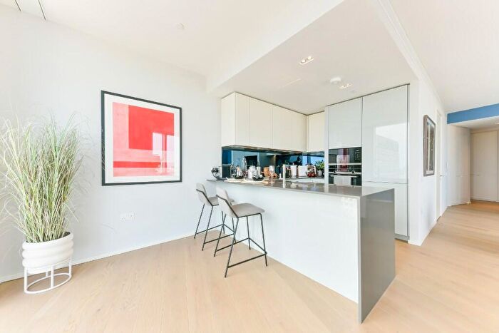 1 Bedroom Apartment To Rent In Newfoundland Place, London, E14