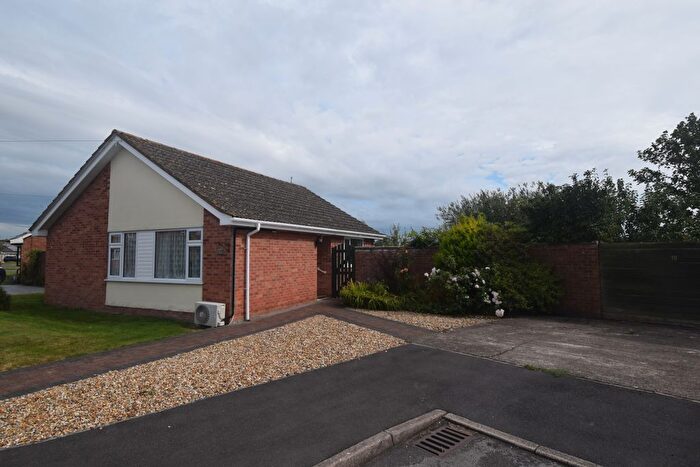 3 Bedroom Detached Bungalow For Sale In Estuary Park, Combwich, Bridgwater, TA5