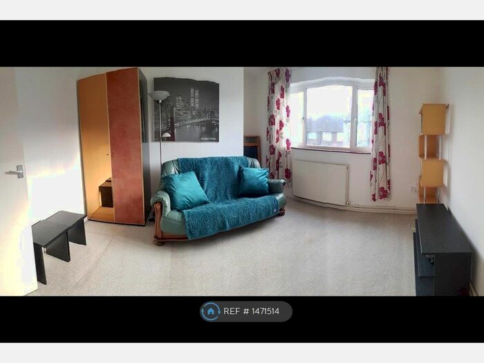 1 Bedroom Flat To Rent In Haydons Road, Wimbledon, SW19