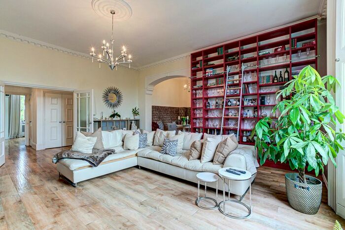 2 Bedroom Flat To Rent In Stock Road, Stock, CM4