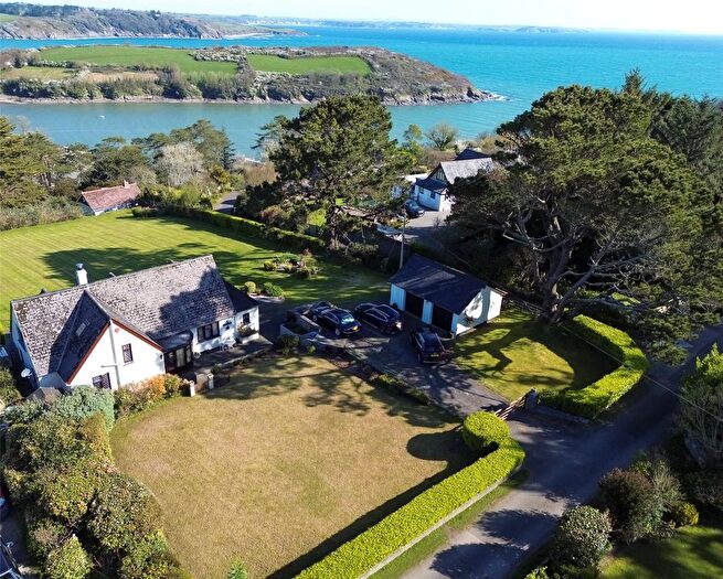 4 Bedroom Detached House For Sale In Manaccan, Helston, Cornwall, TR12