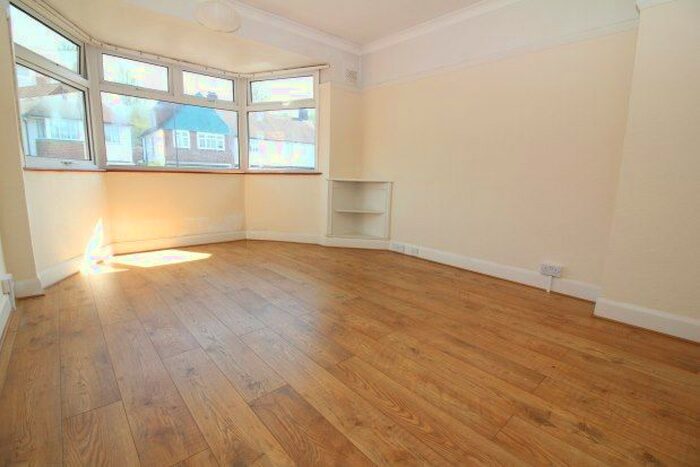 3 Bedroom Property To Rent In Conisborough Crescent, London, SE6