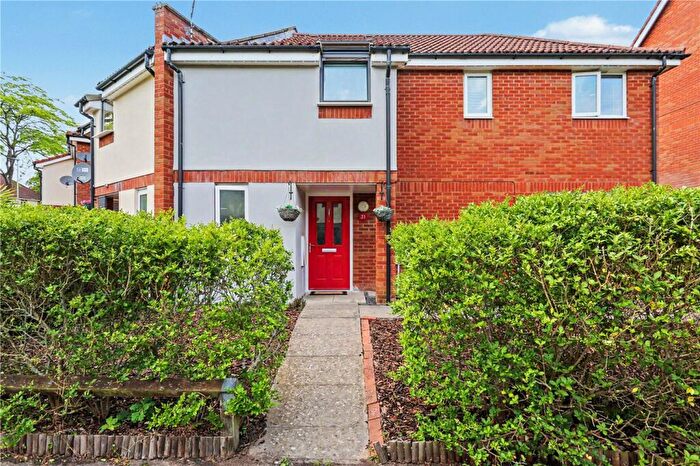 3 Bedroom Semi-Detached House For Sale In Gipsy Close, Norwich, Norfolk, NR5