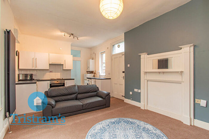 1 Bedroom Apartment To Rent In Vickers Street, Nottingham, NG3