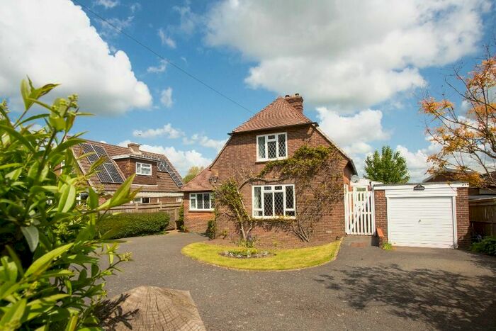 4 Bedroom Detached House For Sale In Burwash Road, Heathfield, East Sussex, TN21