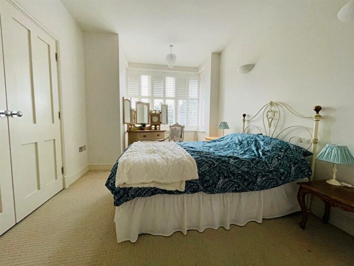 2 Bedroom Apartment To Rent In Scholars Walk, Leicester, LE2
