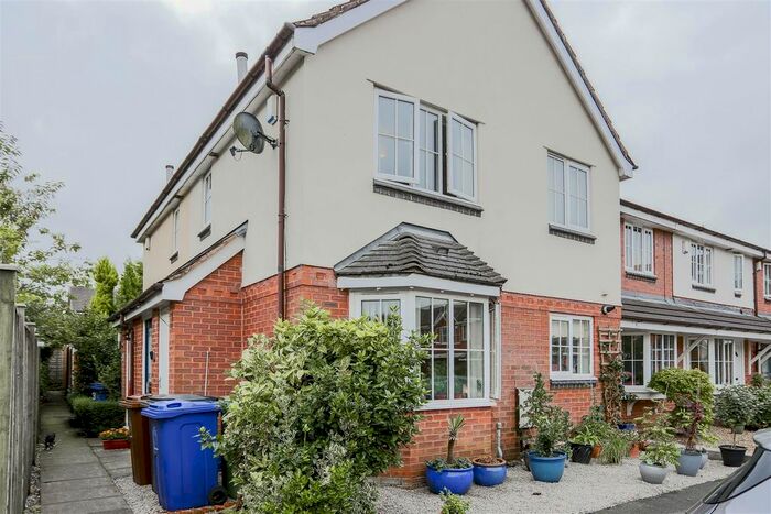 2 Bedroom End Of Terrace House To Rent In Bramley Close, Oswaldtwistle, Accrington, BB5