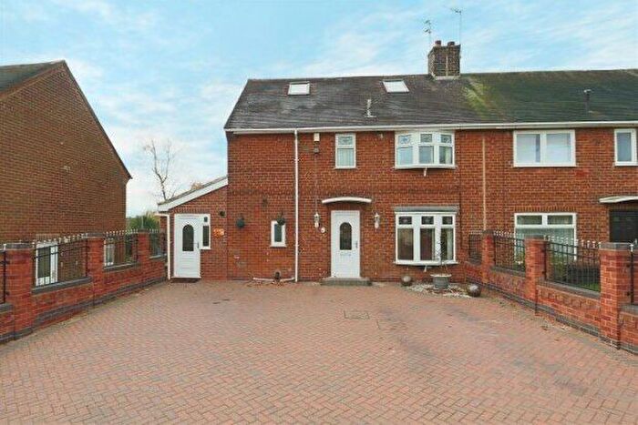 6 Bedroom Semi-Detached House To Rent In Mountfield Drive, Nottingham, NG5