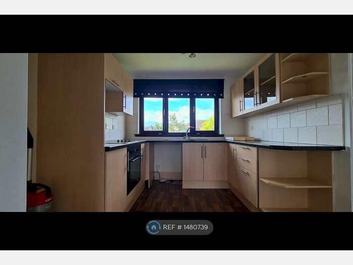 2 Bedroom Flat To Rent In Corries Court, Arbroath, DD11