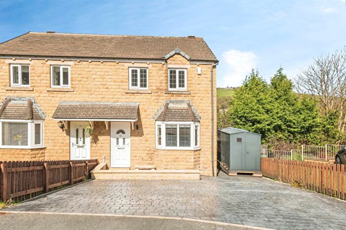 3 Bedroom Semi Detached House For Sale In Banks Road, Linthwaite, Huddersfield, HD7