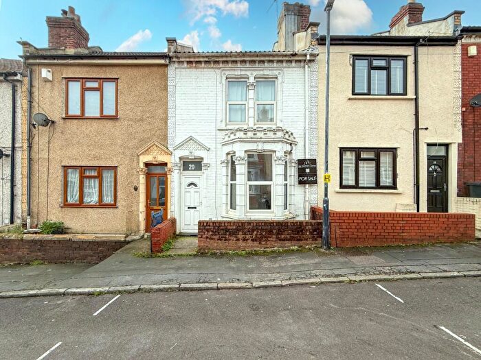 2 Bedroom Terraced House For Sale In Goulter Street, Barton Hill, Bristol, BS5