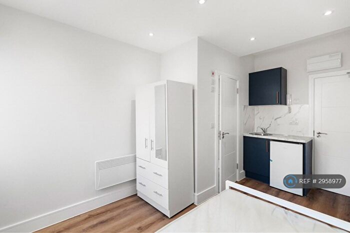Studio To Rent In St. Erkenwald Road, Barking, IG11