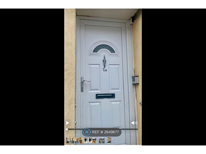 1 Bedroom Flat To Rent In Hilltop Road, Bristol, BS16
