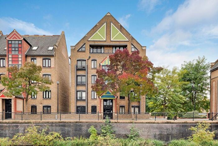 Studio To Rent In Discovery Walk, Wapping, E1W