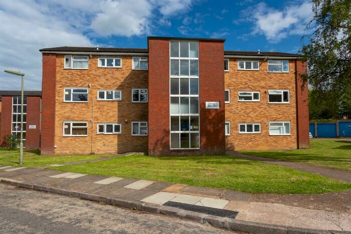 2 Bedroom Apartment To Rent In Merrymeet, Banstead, SM7