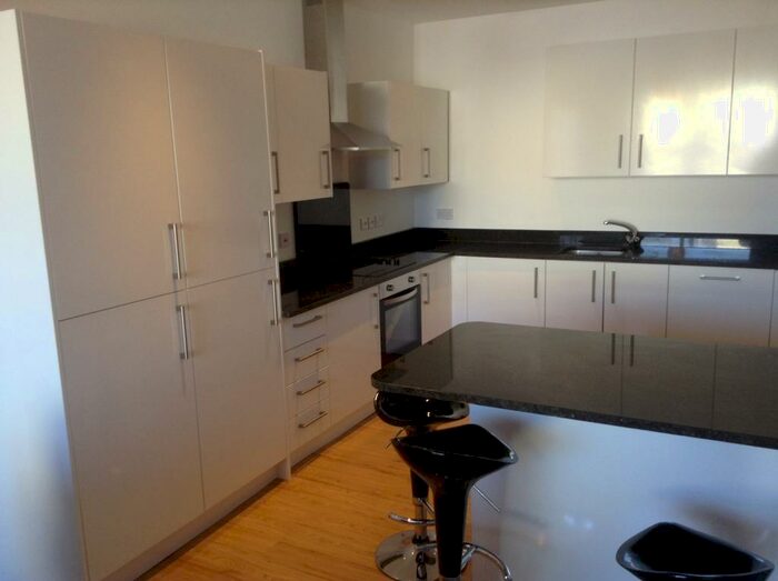 8 Bedroom House To Rent In Exeter Street, PL4