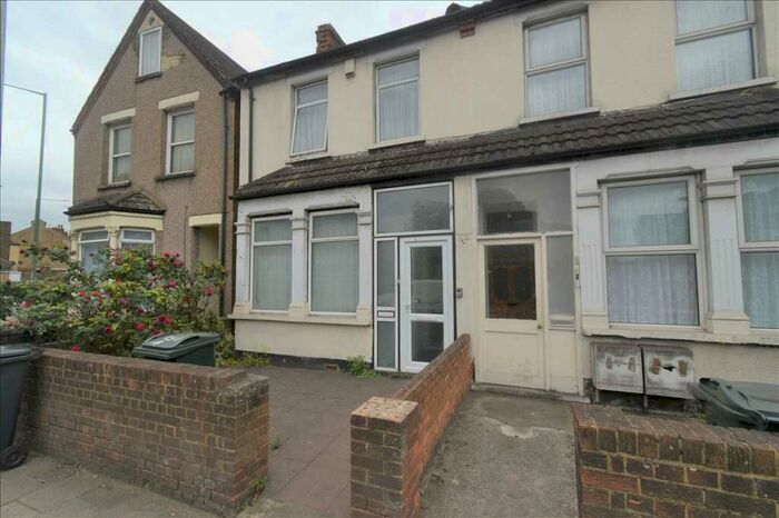 3 Bedroom House To Rent In East Hill, Dartford, DA1