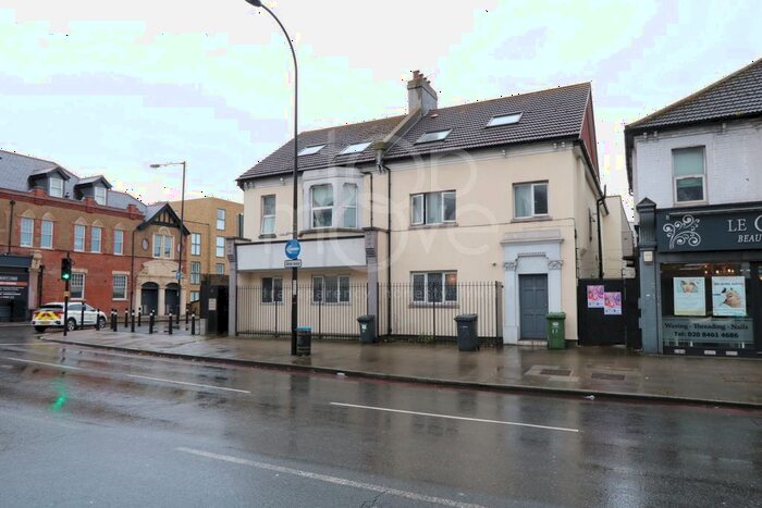 1 Bedroom Flat To Rent In Brown Hill, London, SE6