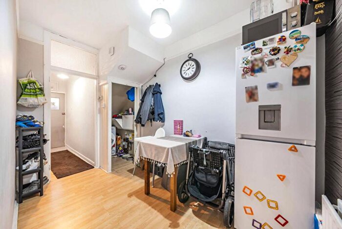 1 Bedroom Flat To Rent In Albert Road, Mitcham, CR4