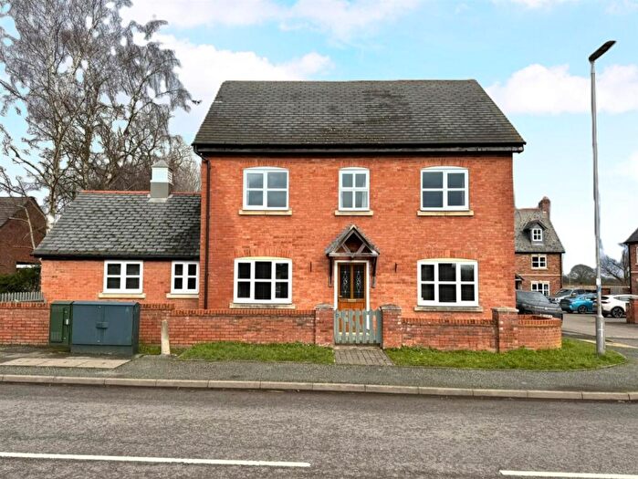 5 Bedroom Detached House To Rent In Chapel Gardens, Penley, LL13