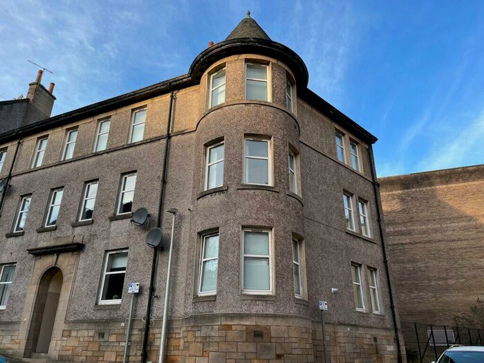 2 Bedroom Flat To Rent In Cameronian Street, Stirling, FK8
