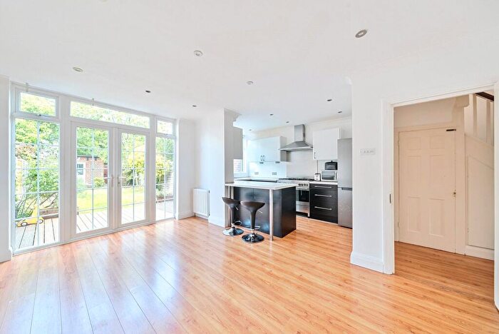4 Bedroom Terraced House To Rent In Barnfield Avenue, Kingston Upon Thames, KT2