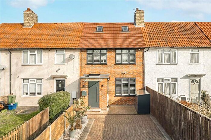 3 Bedroom Terraced House For Sale In Barnes Avenue, Barnes, SW13