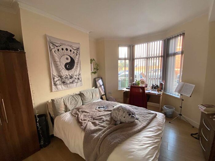 8 Bedroom House To Rent In Pentyrch Street, Cathays, CF24